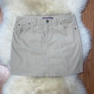 Vineyard Vines | corduroy tan skirt 8